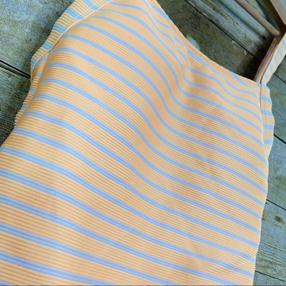 Xhilaration Bathing Suit One Piece French cut - Picture 3 of 5